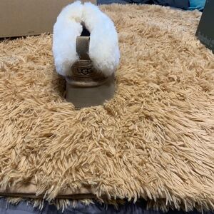 UGG Tan Boots with White Fur